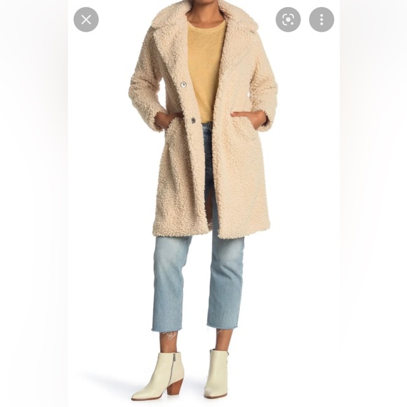 Lucky Brand Jackets & Blazers - Lucky Brand Beige Teddy Coat Sherpa Material